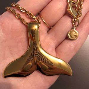 C. Wonder whale tail necklace